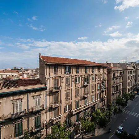 Novecento Bed & Breakfast 3*