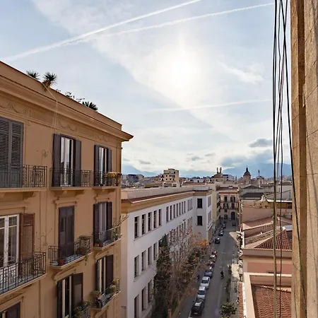 Alojamento de Acomodação e Pequeno-almoço Novecento Palermo